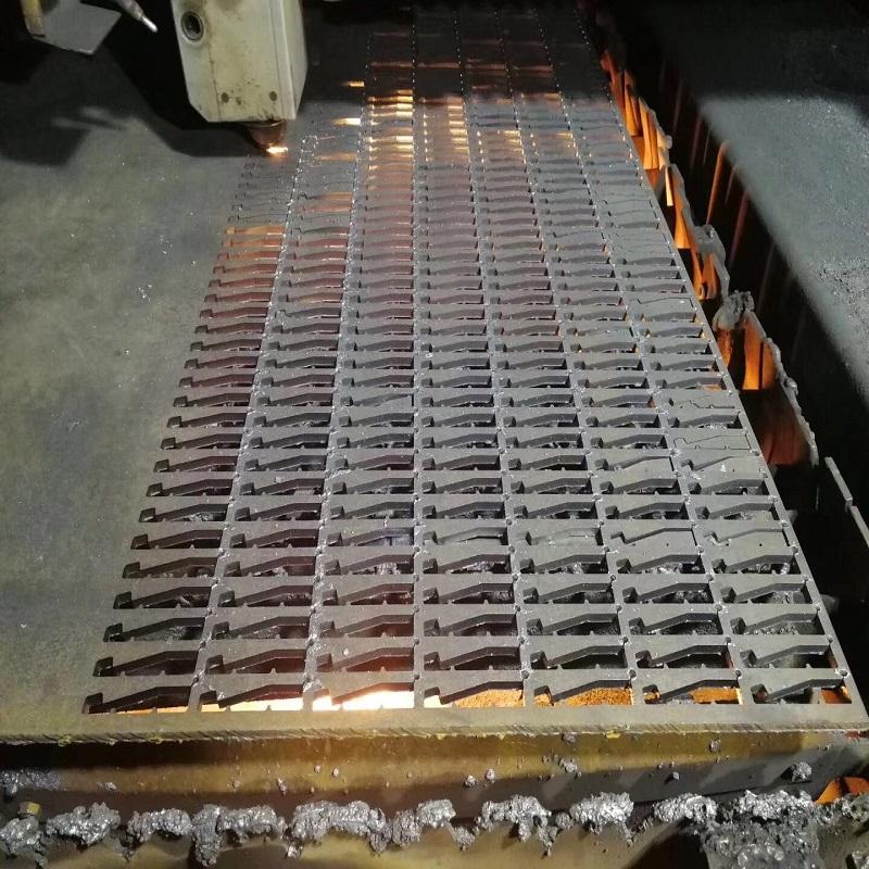 现货：65锰钢板现货厂家