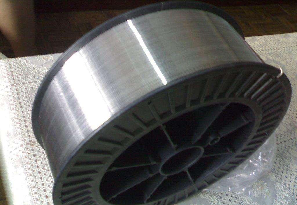 YD256高锰钢堆焊药芯焊丝 YD258优质堆焊耐磨焊丝