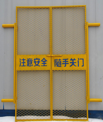 北京建筑工地施工电梯安全门