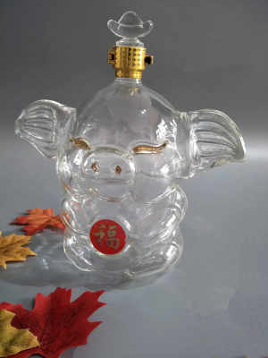 玻璃工艺酒瓶 十二生肖酒瓶 猪型酒瓶订制