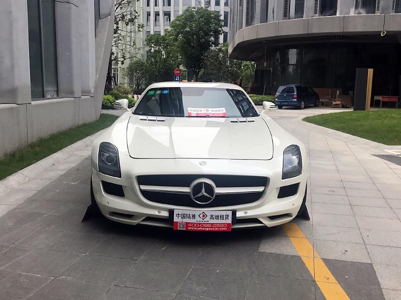 上海奔驰SLS婚车必选 租奔驰超跑自驾展示