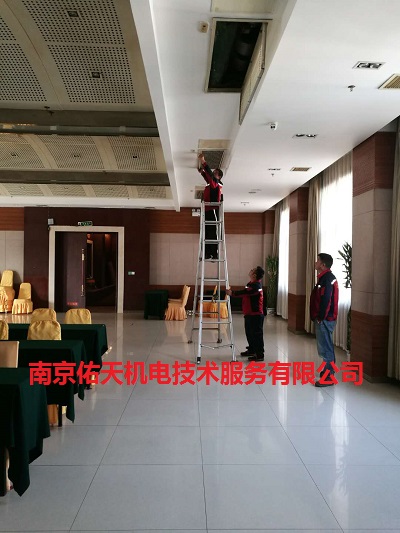 南京VRV中央空调内机保养滤网清洗