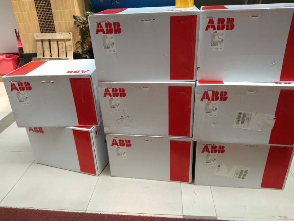 abb软启动PSTX570-690-70 原装正品