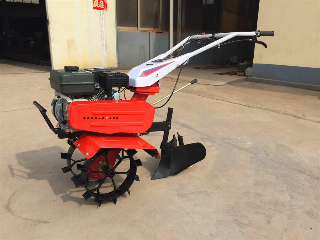 小型旋耕机能在狭窄空间作业 手扶拖拉机可配各种农具