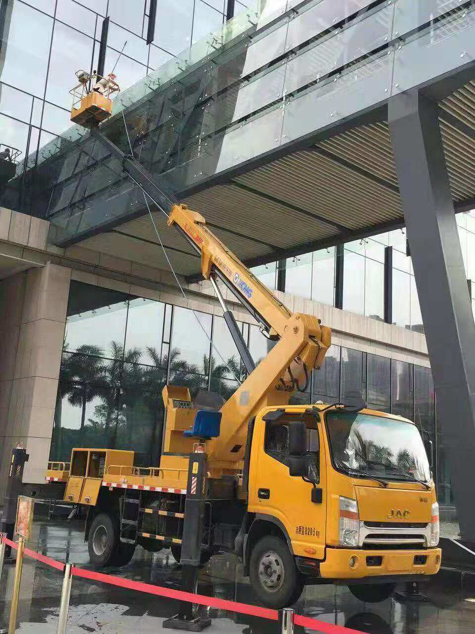 硚口区宗关街高空车升降车租赁16米