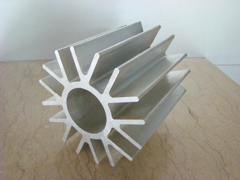 工业铝型材 阳光铝业 幕墙铝型材 铝型材生产厂家