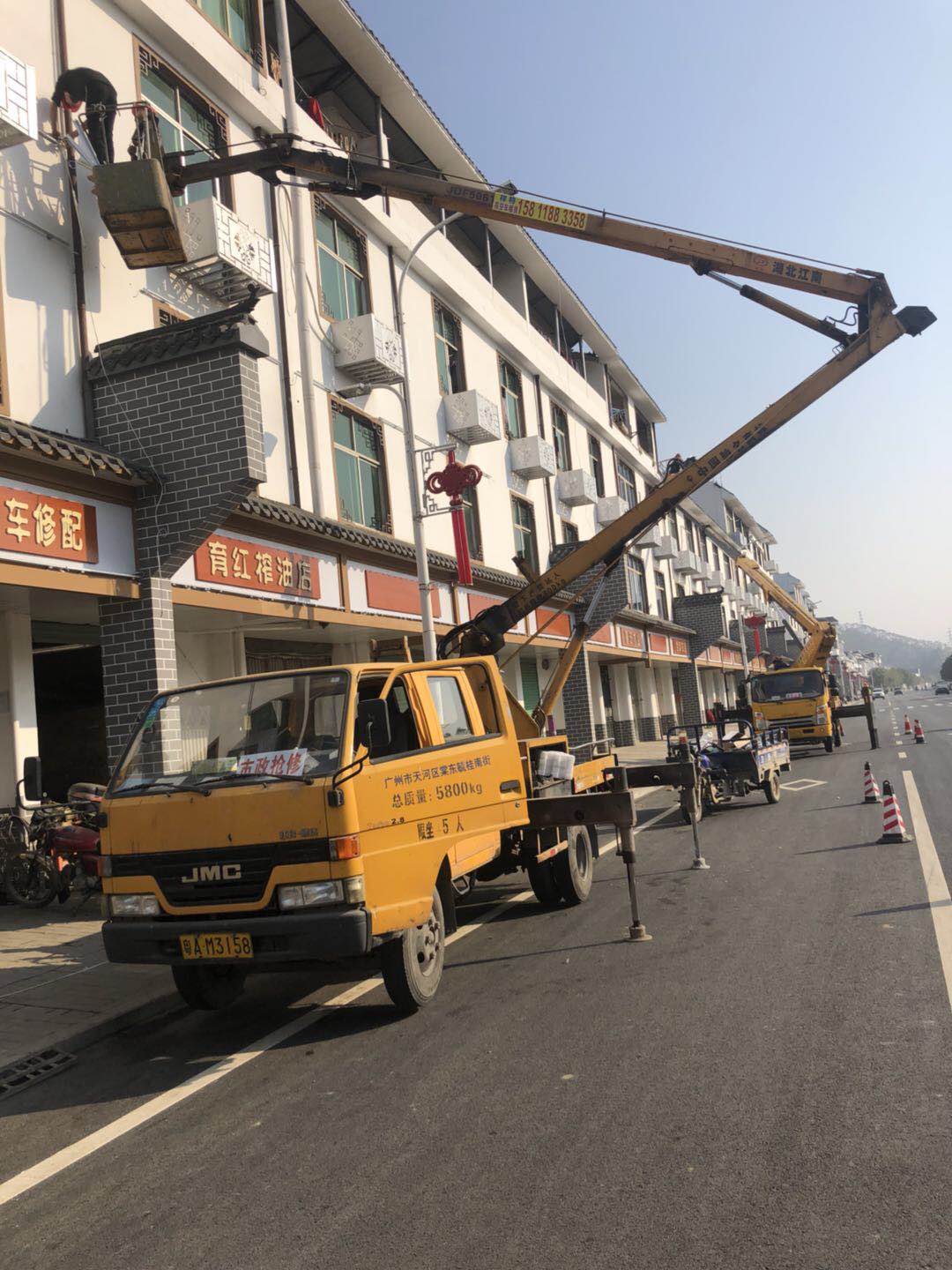 黄冈市内广告牌安装车出租路灯登高车出租价格怎么算