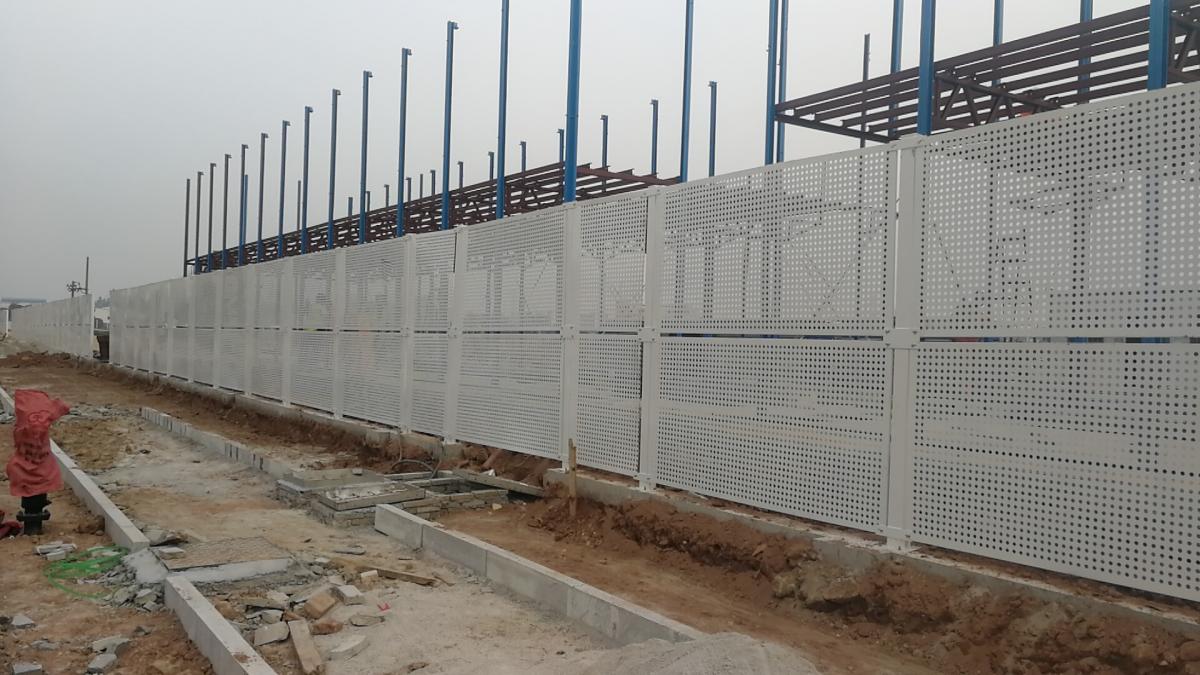 江门江海区工地冲孔板围挡 1.0厚钢板防风围栏网