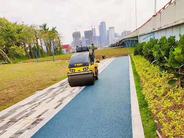 东莞沥青道路修补厂家-广场商场门口沥青施工