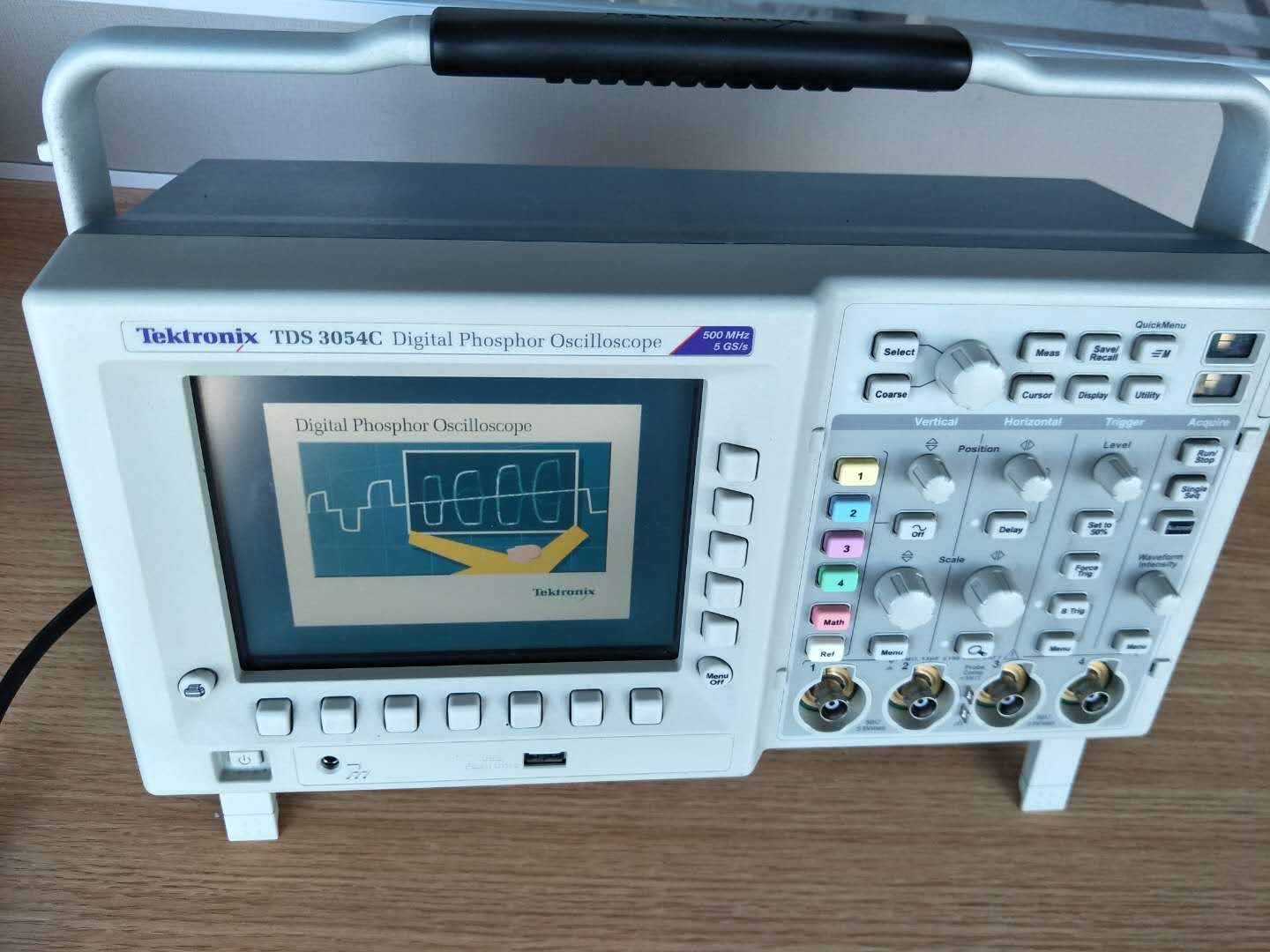 回收/供应美国泰克TDS3054C数字示波器，500M，4通道