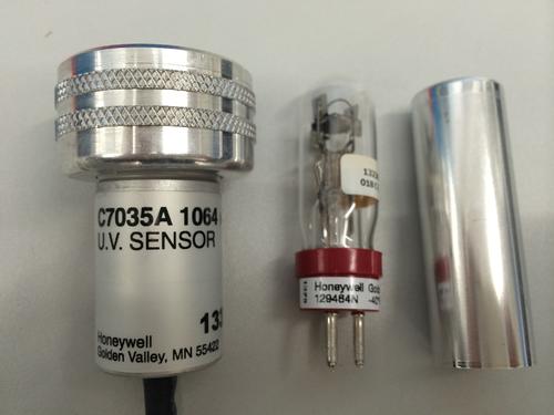 Honeywell(C7027A-一体化紫外型火焰检探测器）