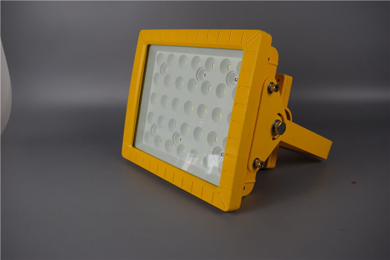 50W LED防爆灯 70W防爆灯 加油站防爆灯