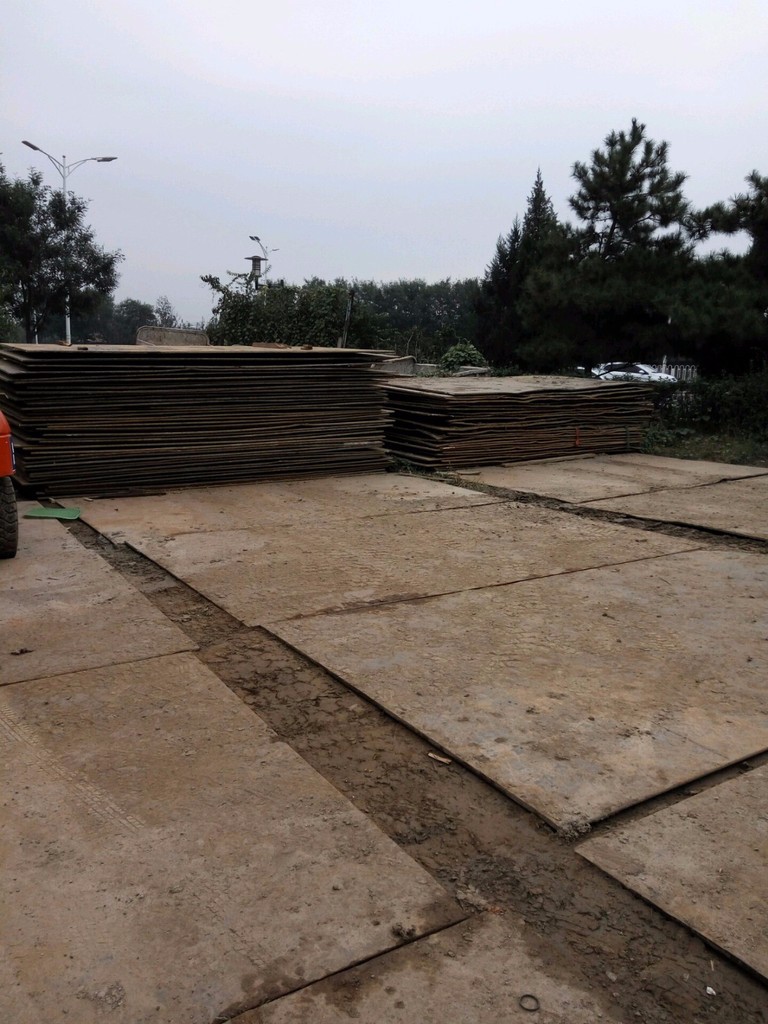 安徽亳州铺路钢板出租基础土方垫道铺路