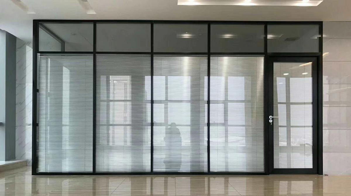 安康办公室玻璃隔断现代风格设计的四大必不可少事项