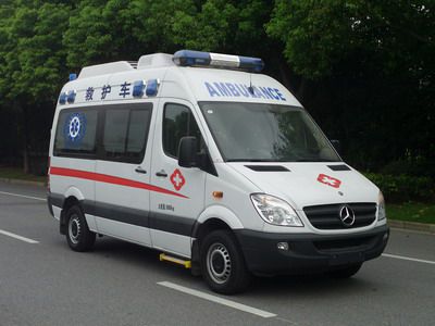 三亚长途120救护车出租价格多少钱