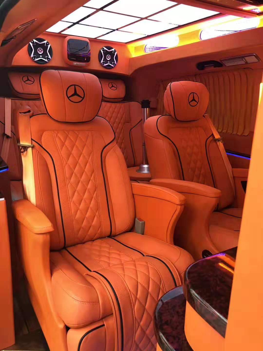 上海青浦奔驰V260内饰改装航空座椅