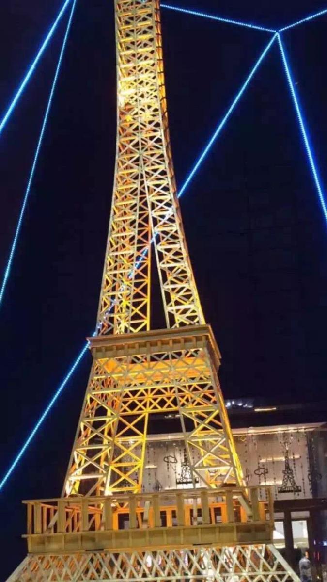 埃菲尔铁塔模型制作出售、大型埃菲尔铁塔钢结构模型出售