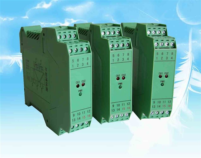 青岛导轨型温度隔离变送器24V供电 PT100温度变送器选型