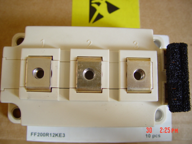 现货供应英飞凌（IGBT）模块 ff300r17me3