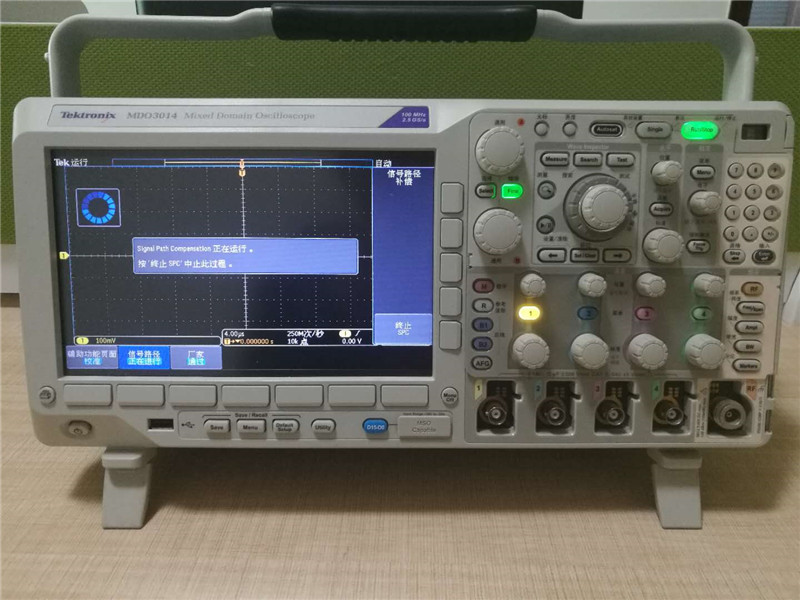 Tektronix泰克MDO3014示波器