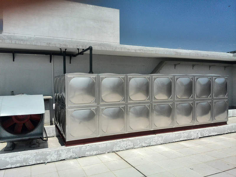 珠海不锈钢水箱价格，方形保温水箱安装