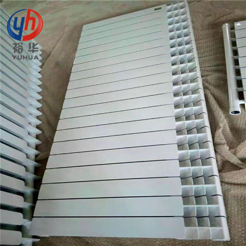  UR7001压铸铝双金属散热器优势（图片、材质、价格、安装）_裕圣华品牌