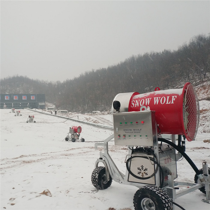 用性能说话的滑雪场造雪机 造雪景小型造雪机厂家
