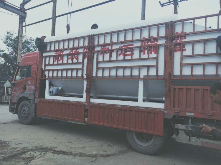 散装饲料车_山东厂家