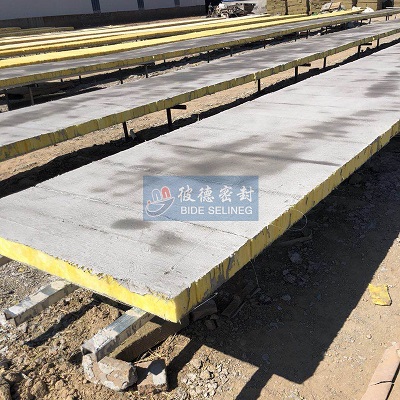 砂浆面竖丝玄武岩岩棉复合板，A级防火保温板公司
