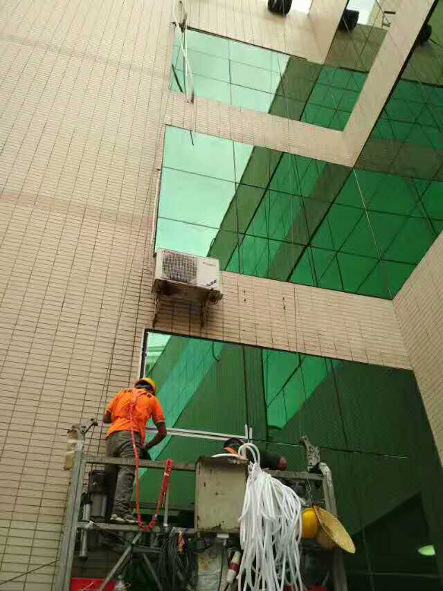 东莞石排镇高空飘窗渗水防水