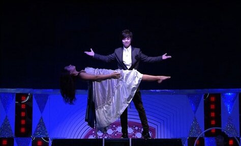 东莞大型魔术人体悬浮/人体分离/东莞魔术表演/魔术互动表演/东莞近景魔术师表演/东莞魔术人体分离表演