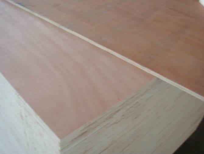 一次成型桃花芯面包装板 木箱专用胶合板 整芯锯开无缝隙