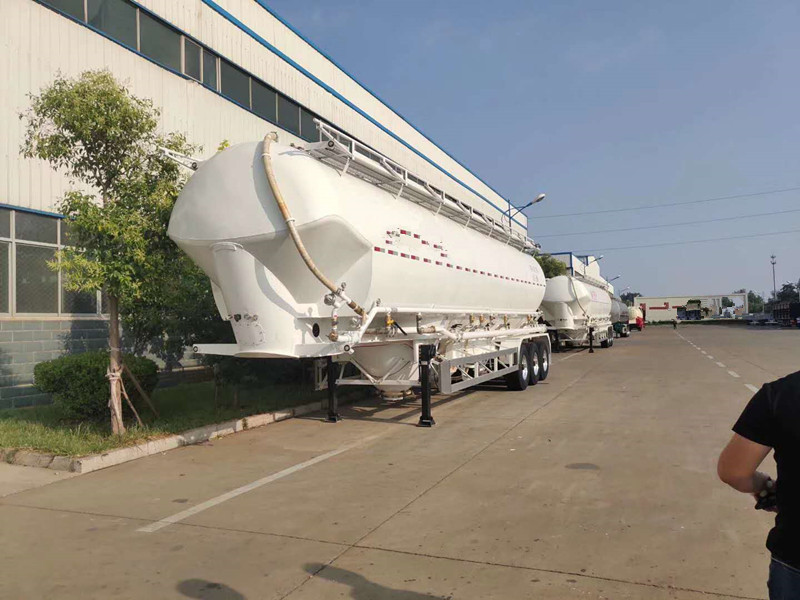 食用面粉运输车 60立方白面运输车 面粉运输专用车厂家