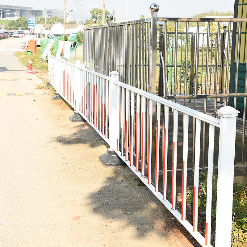 义乌久护市政护栏 道路隔离护栏 马路隔离栏