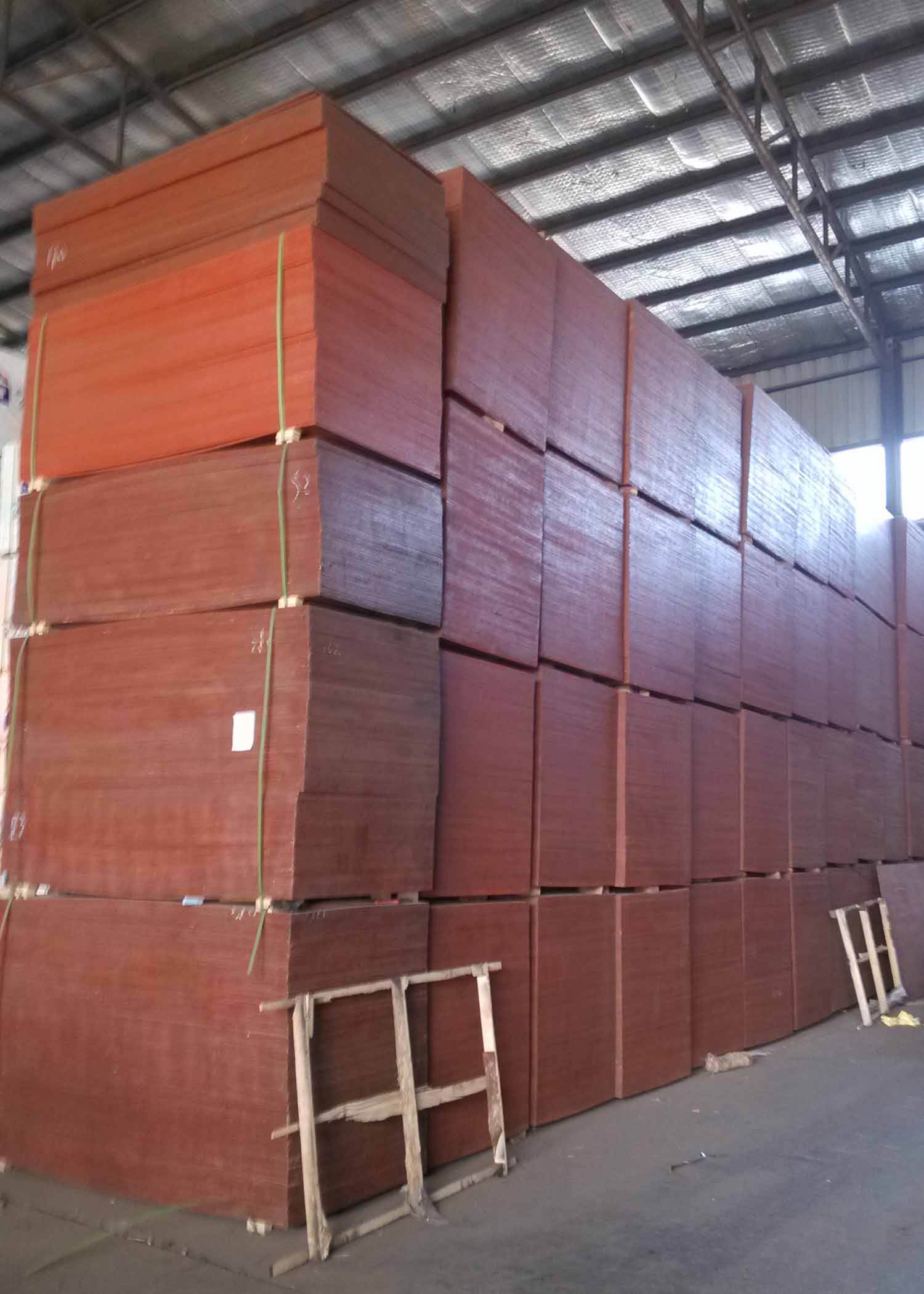 上海工地建筑材料木跳板出租木方模板出售回收惠南镇、周浦镇、新场镇、大团镇、康桥镇、航头镇、祝桥镇、泥
