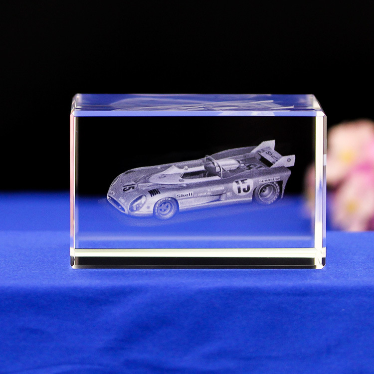 极品赛车比赛纪念品，水晶内雕车辆模型摆件直销
