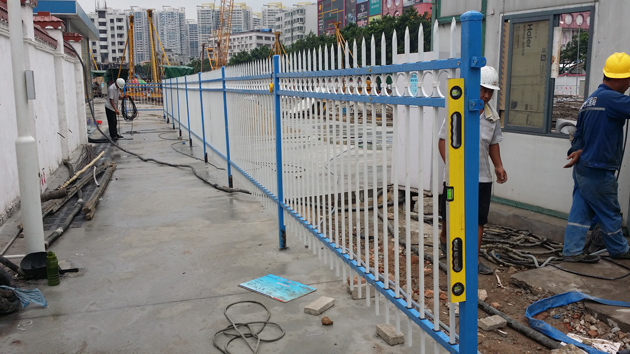 海南锌钢围栏多少钱 农村改造铁艺护栏 庭院围墙护栏