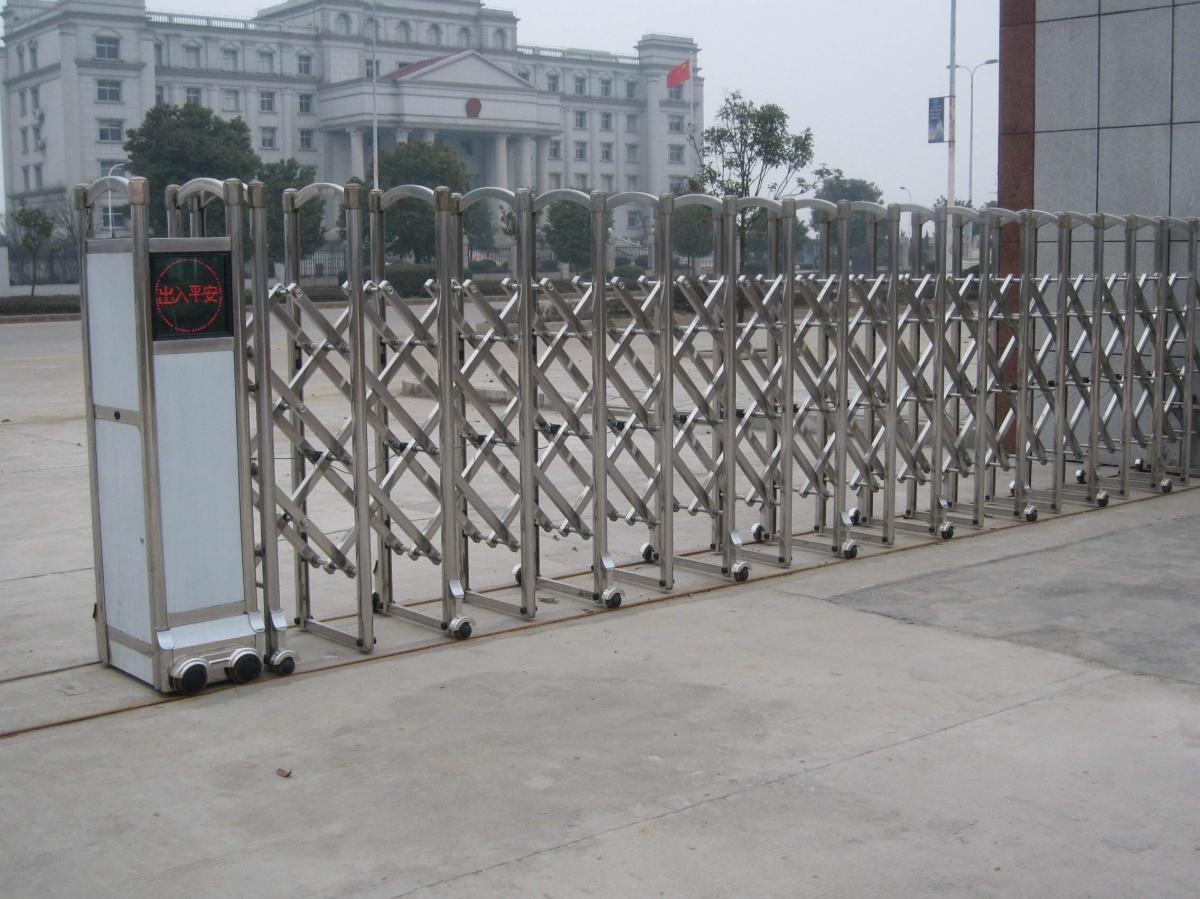 津南区电动伸缩门厂家 天津市伸缩门安装步骤流程