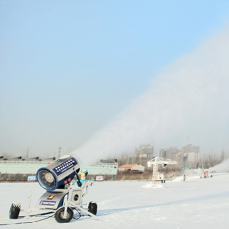 滑雪场造雪机大型造雪机雪量大移动式造雪机