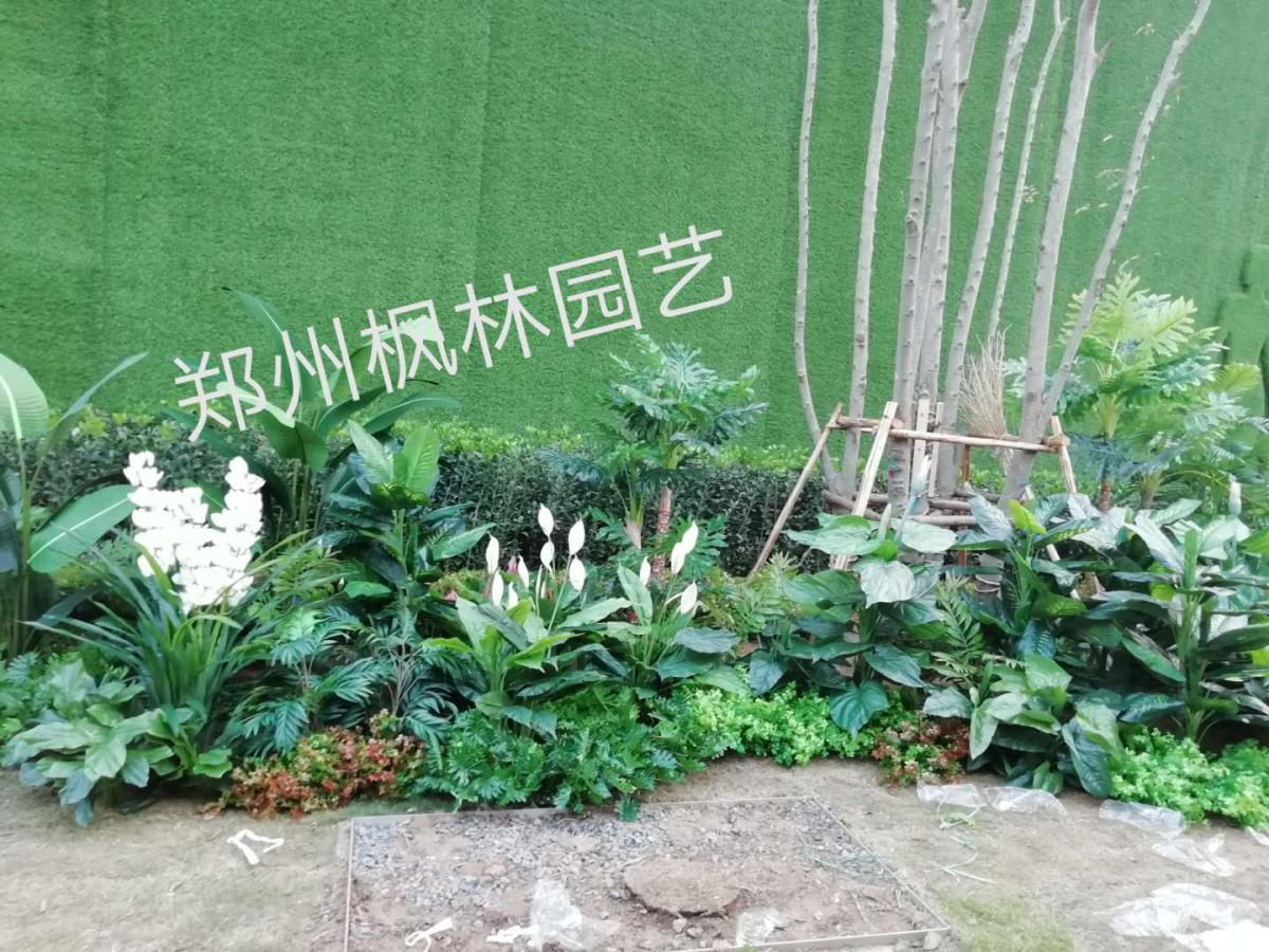 厂家大量供应仿真植物墙人造绿植墙室外专用植物墙背景墙造景