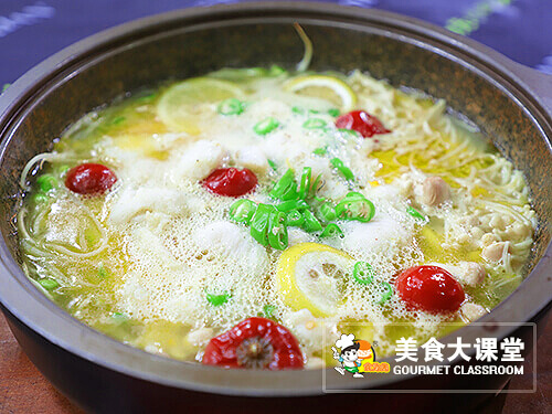 衡阳南岳哪里有学做正宗酸菜鱼米饭的地方