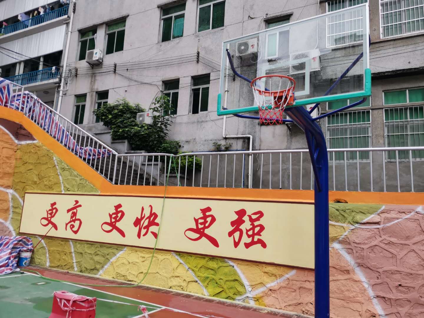 专业维修广州台球桌篮球架更换篮球板