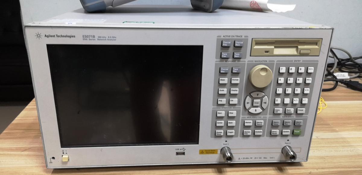 专业收购各类网络分析仪 Agilent E5071B/e5071c 