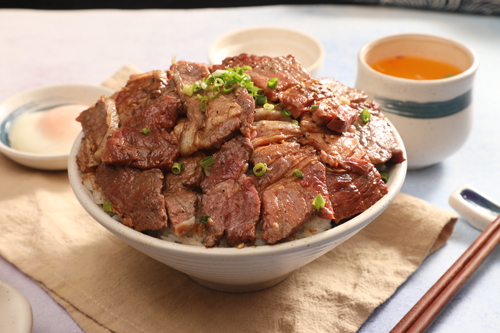 正宗烧肉丼饭加盟费多少钱，兀岛烧肉丼饭市场好不好？（图）