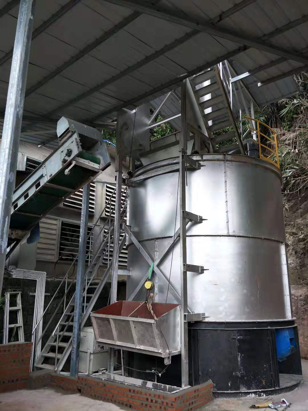 有机肥厂蛋鸡粪发酵罐合作价格-鸡牛舍专用