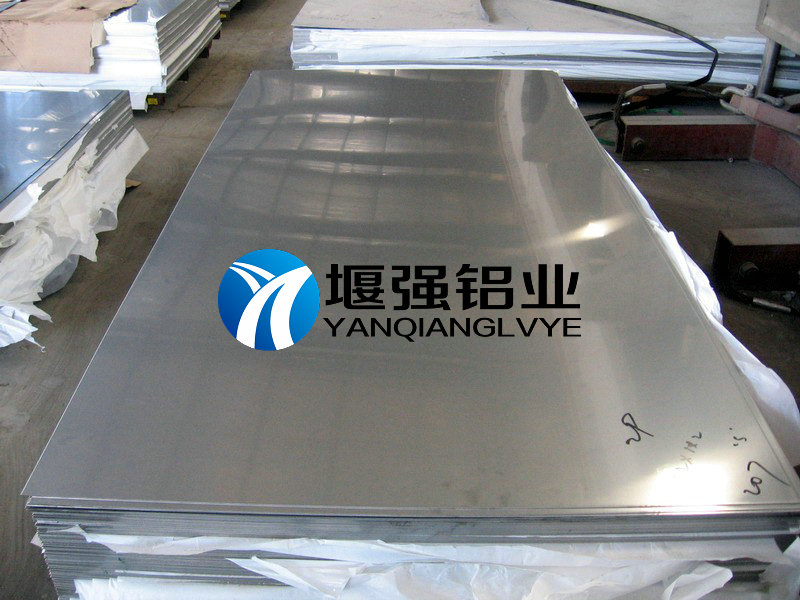 超硬钛合金厚板 进口钛合金化学成分 进口钛合金扁车刀规格 超微粒钛合金板材 进口钛合金厂家 日本进口