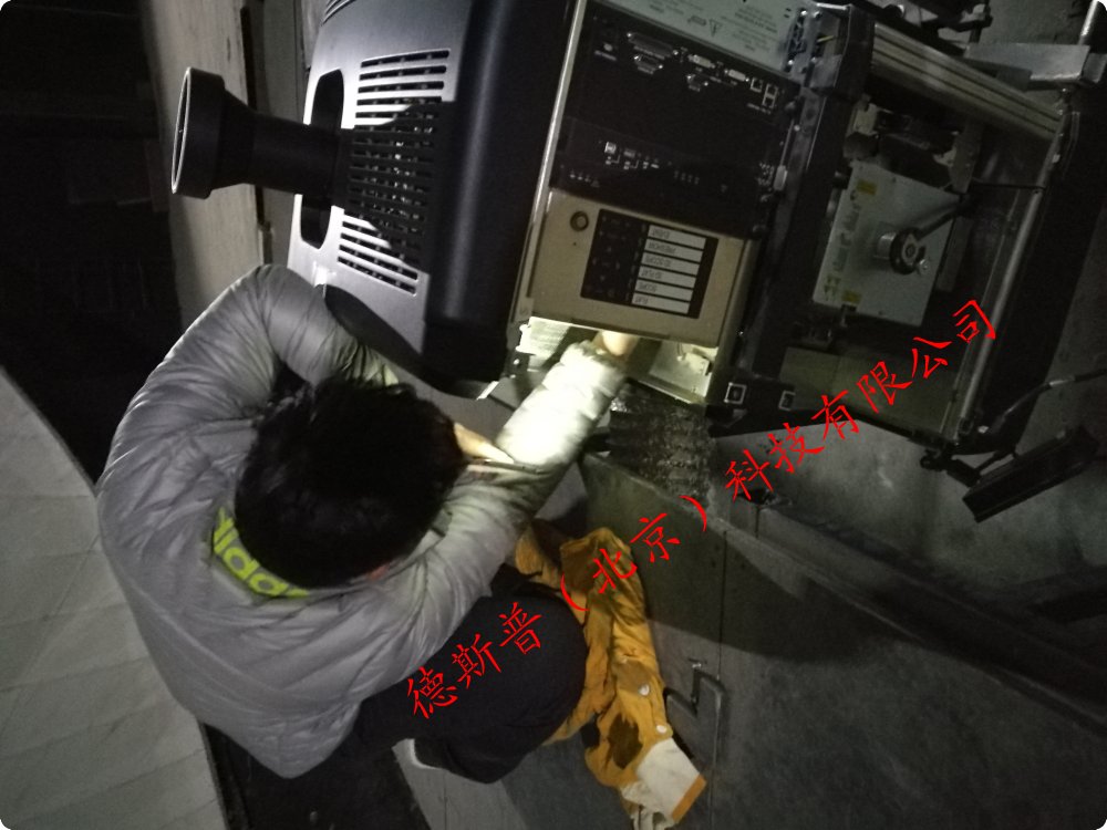 巴可DP4K-32B投影机/仪维修维保，24小时售后修理保养中心