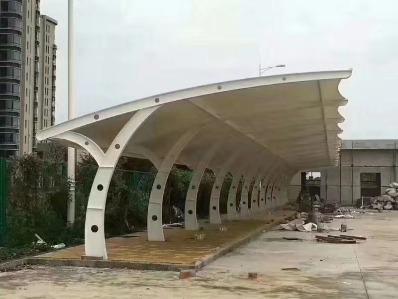 三水区膜结构雨棚搭建厂家,佛山玻璃雨棚安装公司