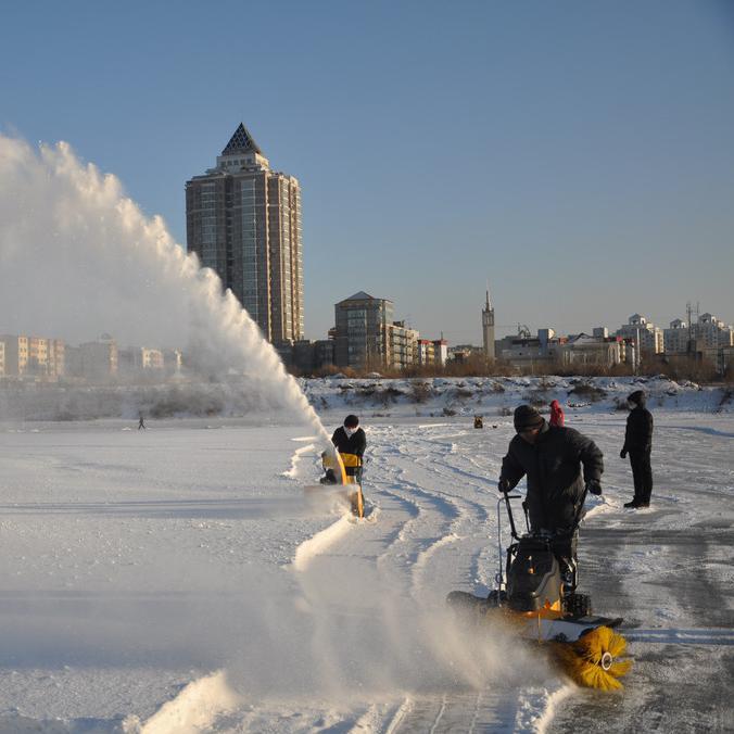 滚刷扫雪机 北京清雪机 道路清雪机 环卫扫雪机