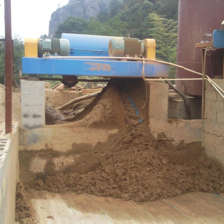兰溪厂家直销污水处理设备卧螺离心机泥浆脱水机